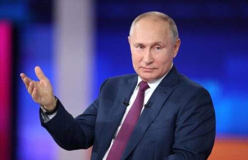 Як довго Путін шантажуватеми світ?